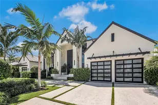 556 17th Ave S, Naples, FL 34102 - Photo 2