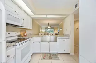 338 Bradstrom Cir, Naples, FL 34113 - Photo 8