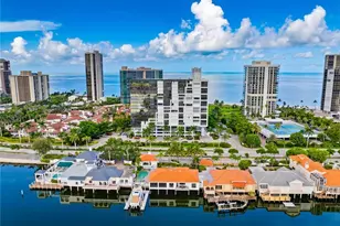 4751 Gulf Shore Blvd N, Naples, FL 34103 - Photo 20