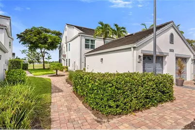 5928 Sand Wedge Ln #1801, Naples, FL 34110 - Photo 2