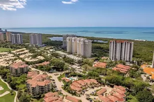 7056 Pelican Bay Blvd, Naples, FL 34108 - Photo 16