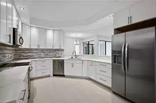 7056 Pelican Bay Blvd, Naples, FL 34108 - Photo 12