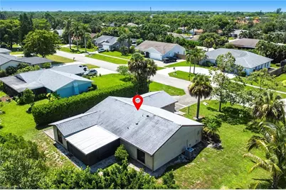 2345 Outrigger Ln, Naples, FL 34104 - Photo 30