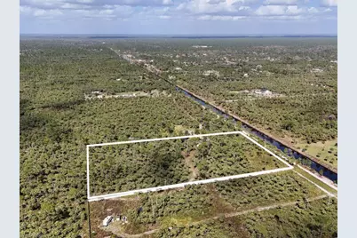 2400 Woodland Estates Rd, Naples, FL 34117 - Photo 6