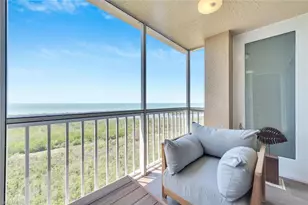 6585 Nicholas Blvd, Naples, FL 34108 - Photo 12