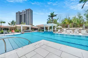 6585 Nicholas Blvd, Naples, FL 34108 - Photo 16