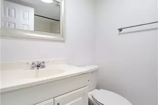 4621 Bayshore Dr, Naples, FL 34112 - Photo 8