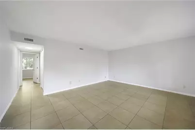 4621 Bayshore Dr #Q4, Naples, FL 34112 - Photo 2