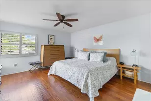 4018 Crayton Rd, Naples, FL 34103 - Photo 6