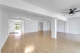 576 Retreat Dr, Naples, FL 34110 - Photo 12