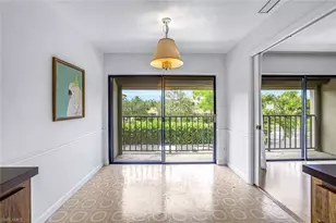 576 Retreat Dr, Naples, FL 34110 - Photo 16