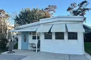 433 Cheetah Dr, Naples, FL 34114 - Photo 2