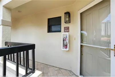 7032 Pelican Bay Blvd #E304, Naples, FL 34108 - Photo 4