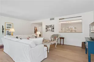 400 Wyndemere Way, Naples, FL 34105 - Photo 4