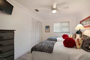 552 105th Ave N, Naples, FL 34108 - Photo 10