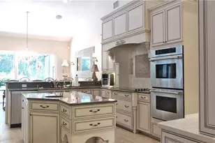 649 Bow Line Dr, Naples, FL 34103 - Photo 16