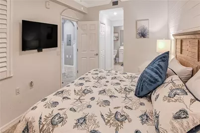 9572 Trevi Ct #5037, Naples, FL 34113 - Photo 10