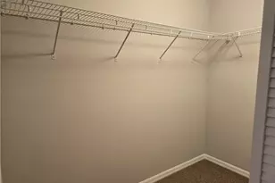 605 Squire Cir, Naples, FL 34104 - Photo 14