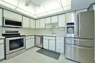 124 Penny Ln, Naples, FL 34112 - Photo 8