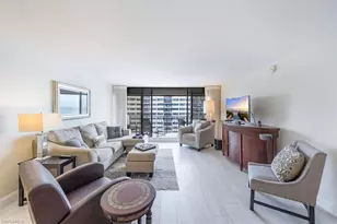 4005 Gulf Shore Blvd N, Naples, FL 34103 - Photo 6