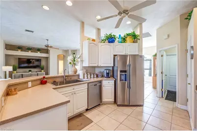 3208 SW 1st Pl, Cape Coral, FL 33914 - Photo 16