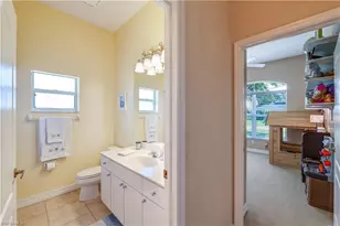 3208 SW 1st Pl, Cape Coral, FL 33914 - Photo 34