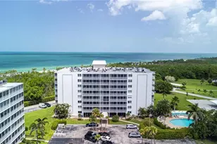 5 Bluebill Ave, Naples, FL 34108 - Photo 2