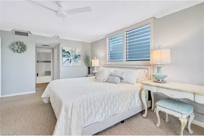 2400 Gulf Shore Blvd N #203, Naples, FL 34103 - Photo 12