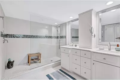 2400 Gulf Shore Blvd N #203, Naples, FL 34103 - Photo 14