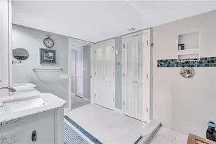 2400 Gulf Shore Blvd N, Naples, FL 34103 - Photo 16