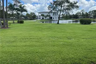 203 Courtside Dr, Naples, FL 34105 - Photo 8