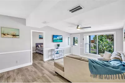 2047 Harbor Ln, Naples, FL 34104 - Photo 2