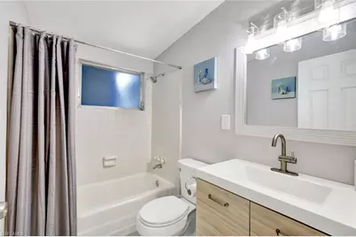 2047 Harbor Ln, Naples, FL 34104 - Photo 16