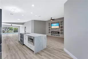 3408 Cayman Ln, Naples, FL 34119 - Photo 4