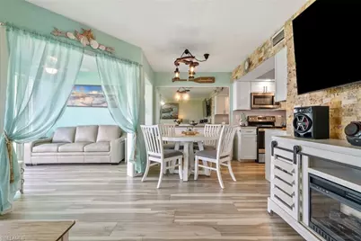 896 Buttonwood Dr #109, Fort Myers Beach, FL 33931 - Photo 14