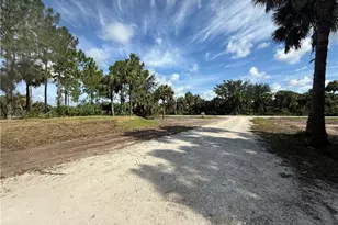 2868 16th Ave SE, Naples, FL 34117 - Photo 6