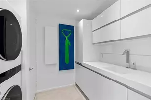 652 Bougainvillea Rd, Naples, FL 34102 - Photo 36