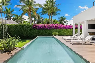 652 Bougainvillea Rd, Naples, FL 34102 - Photo 28