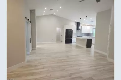 512 Raven Way, Naples, FL 34110 - Photo 2