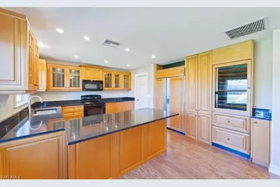27100 Pine Ave, Bonita Springs, FL 34135 - Photo 10