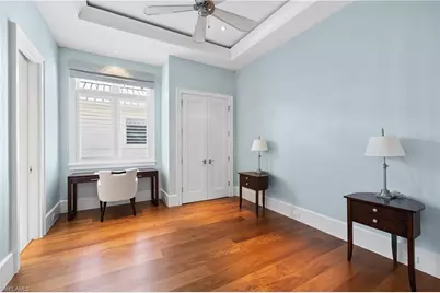 1270 Gulf Shore Blvd S, Naples, FL 34102 - Photo 10