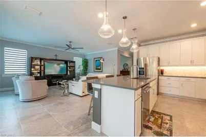 6902 Winding Cypress Dr, Naples, FL 34114 - Photo 8