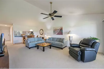 5975 Bloomfield Cir #C302, Naples, FL 34112 - Photo 4