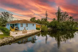 507 14th St N, Naples, FL 34102 - Photo 1