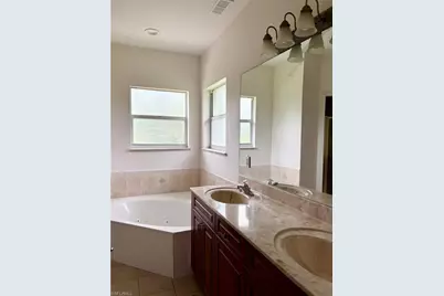 1940 Desoto Blvd N, Naples, FL 34120 - Photo 22