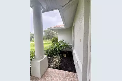 1940 Desoto Blvd N, Naples, FL 34120 - Photo 6