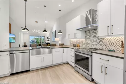 1540 Blue Point Ave #201, Naples, FL 34102 - Photo 6