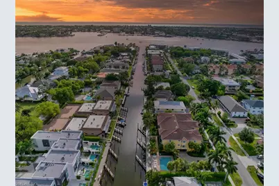 1540 Blue Point Ave #201, Naples, FL 34102 - Photo 2