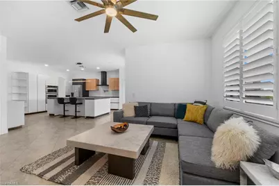 4764 Formosa Dr, Naples, FL 34119 - Photo 6