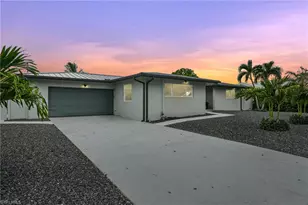 5 Glenview Manor Dr, Fort Myers Beach, FL 33931 - Photo 38